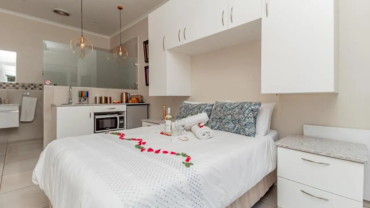 Hotel Sea Breeze Bloubergstrand