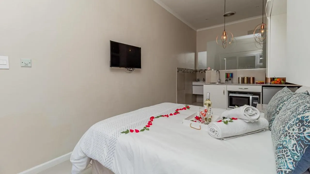 Hotel Sea Breeze Bloubergstrand Affittacamere