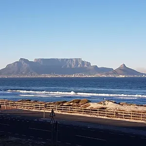 Apartment Blouberg Luxury Beachfront